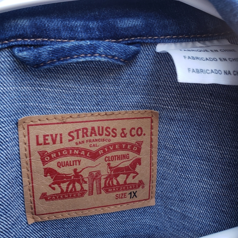 Levi's 💙 Jacket - Picture 3 of 3